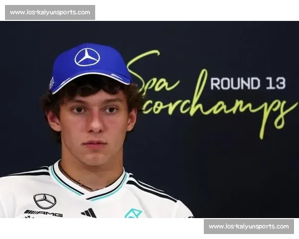 安东内利 Q3 错失关键飞驰圈 黄旗干扰致梅奔新秀遗憾止步第九 安东内利 Q3 错失关键飞驰圈 黄旗干扰致梅奔新秀遗憾止步第九